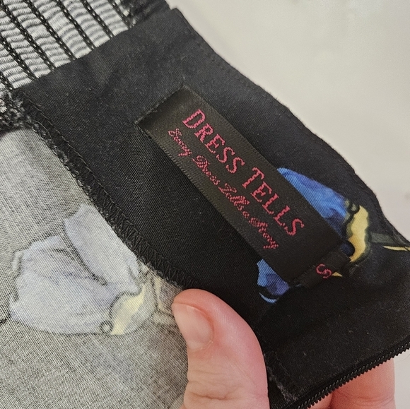 Dress Tells Prom/formal Black Mini Dress With Blue Flowers! - Picture 6 of 9